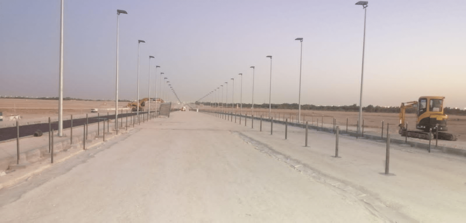 Qatar racing track field light for horse