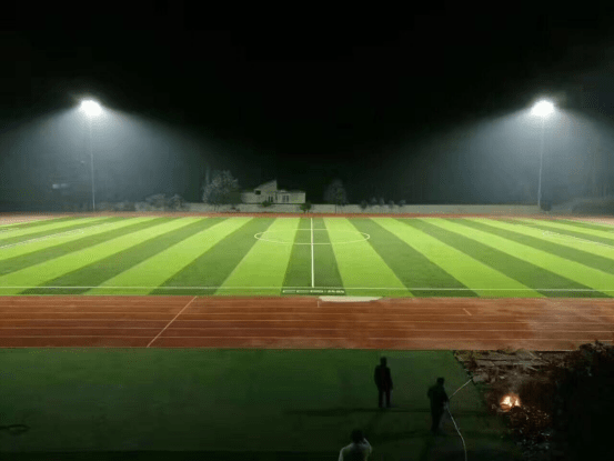 How to make the low spill light and glare on the stadium field